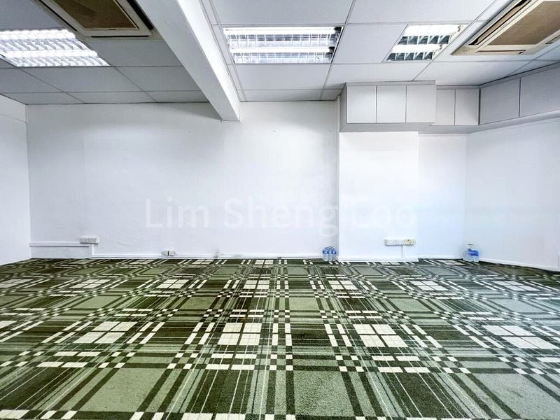 Office for Rent: Textile Centre - Image 3