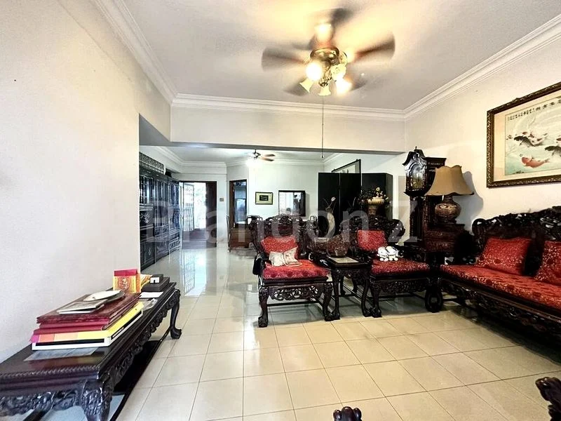 4 Bed Terraced House (Landed) for Sale in  Airview Park - Image 1