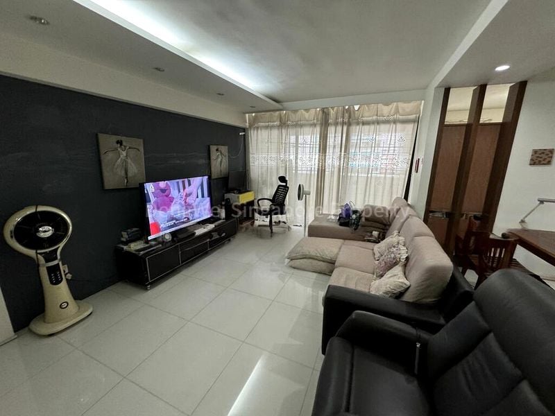Executive HDB for Rent in  626 Jurong West Street 65 - Image 2