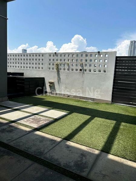 3 Bed Condo for Rent in River Place - Image 1