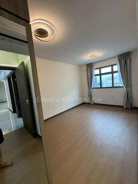 5 Room (5A) HDB for Rent in  260 Ang Mo Kio Street 21 - Image 4