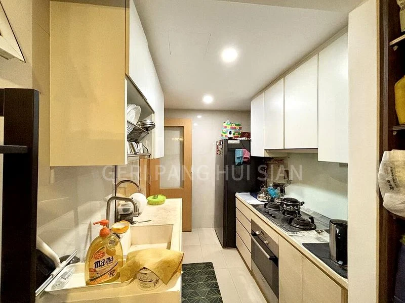 3 Bed Executive Condo for Sale in  The Tampines Trilliant - Image 2