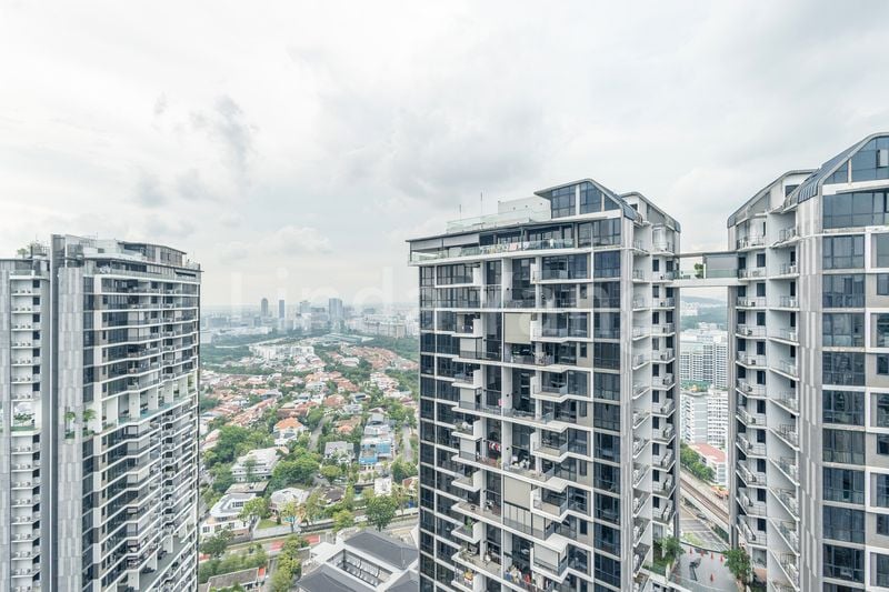 3 Bed Condo for Sale in  The Trilinq - Image 19