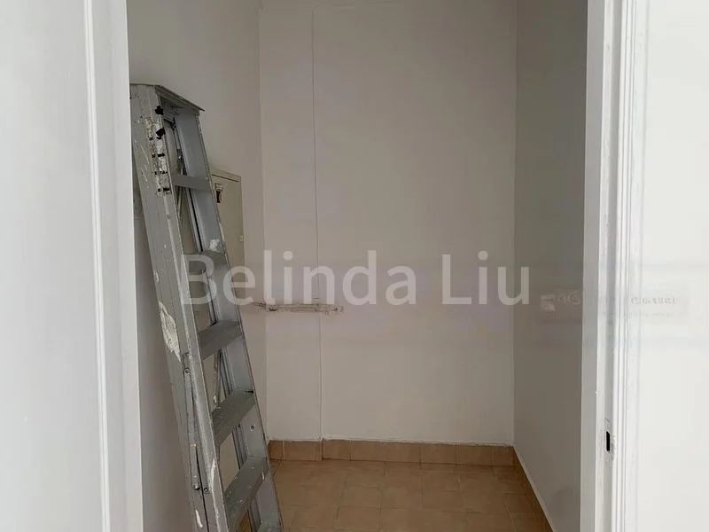 Master Room (Condo) for Rent in  Eunos Green - Image 6