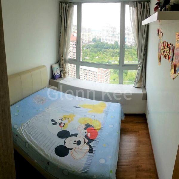 3 Bed Condo for Rent in  Clover By The Park - Image 4