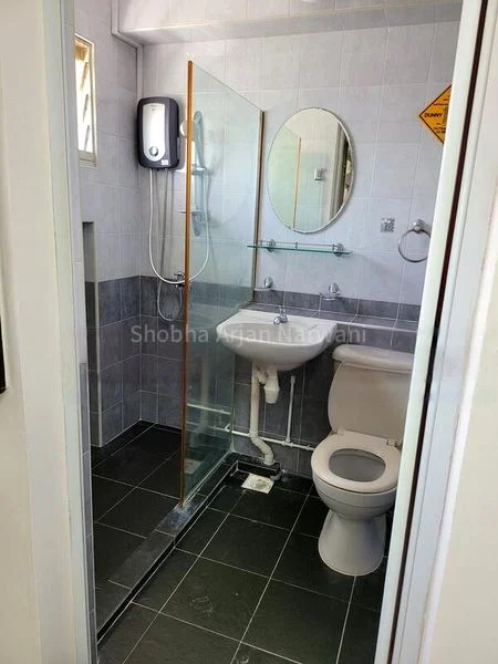 4 Room (4A) HDB for Rent in 323 Tampines Street 33 - Image 6