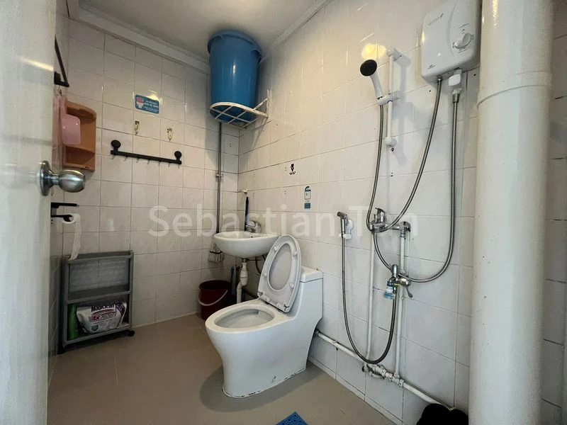Common Room (HDB) for Rent in  761 Woodlands Avenue 6 - Image 10
