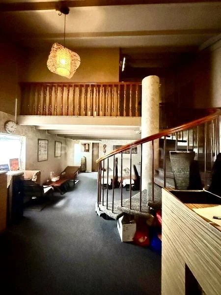 Other Retail for Rent: 250 South Bridge Road - Image 1