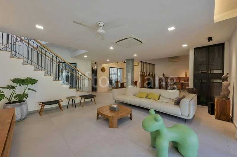 5 Bed Semi-Detached House (Landed) for Sale in Mun Wah Garden - Image 3