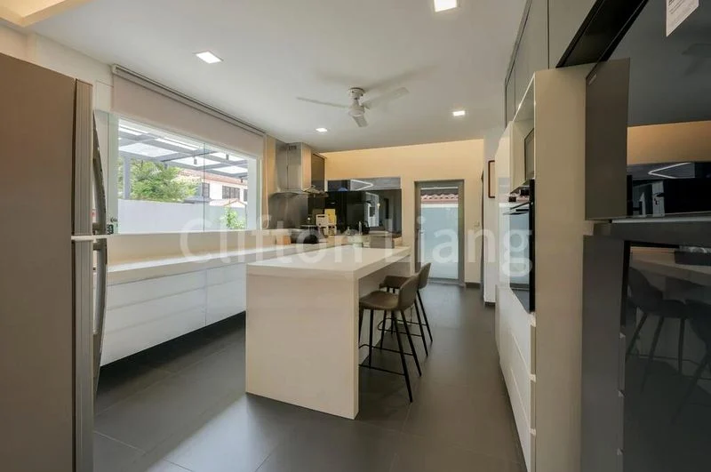 5 Bed Semi-Detached House (Landed) for Sale in Mun Wah Garden - Image 5