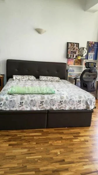 4 Bed Condo for Rent in  Leonie Condotel - Image 5