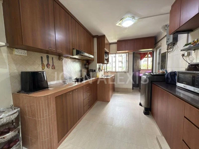 Master Room (HDB) for Rent in 319 Ang Mo Kio Avenue 1 - Image 3