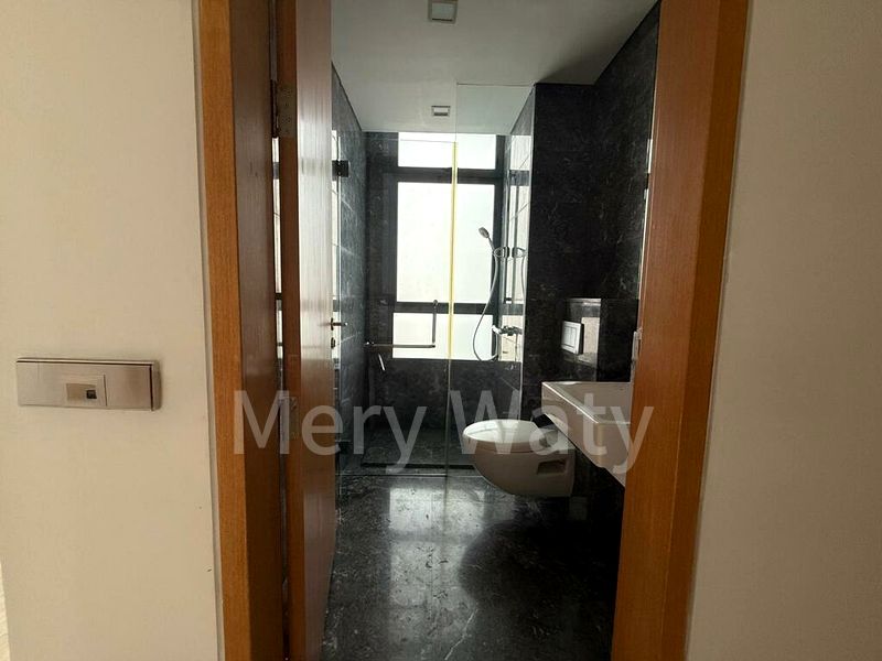 4 Bed Apartment (Condo) for Rent in Skypark - Image 16