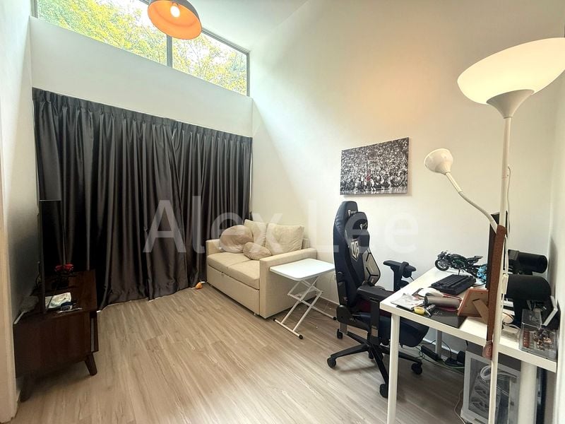 1 Bed Condo for Sale in  Loft @ Holland - Image 2