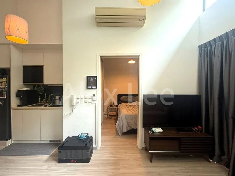 1 Bed Condo for Sale in  Loft @ Holland - Image 1