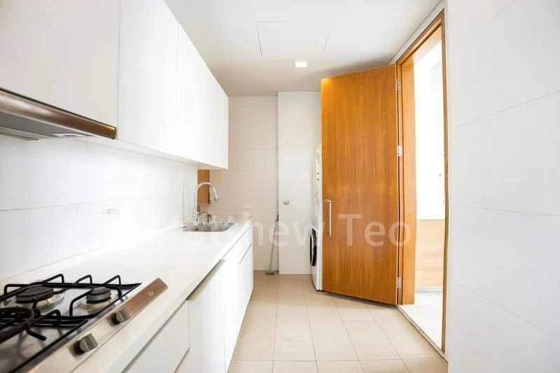 4 Bed Apartment (Condo) for Rent in  Skypark - Image 12