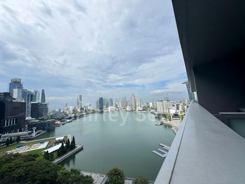 3 Bed Condo for Sale in  Marina Bay Link Mall - Image 2