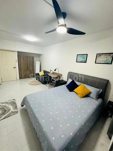 Master Room (Condo) for Rent in  People's Park Complex - Image 2
