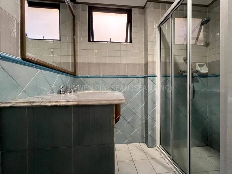 4 Bed Condo for Rent in  Dover Parkview - Image 8