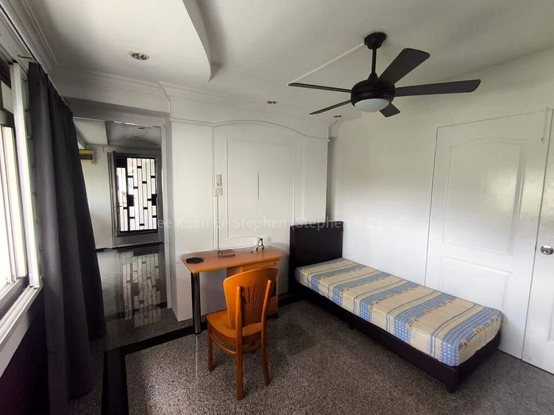 Common Room (HDB) for Rent in  124A Bukit Merah View - Image 2