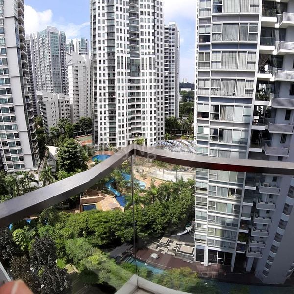 2 Bed Condo for Rent in  26 Newton - Image 1