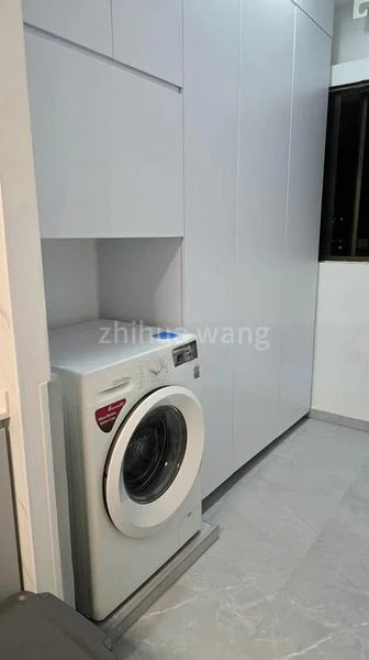 Common Room (HDB) for Rent in  299A Compassvale Street - Image 5