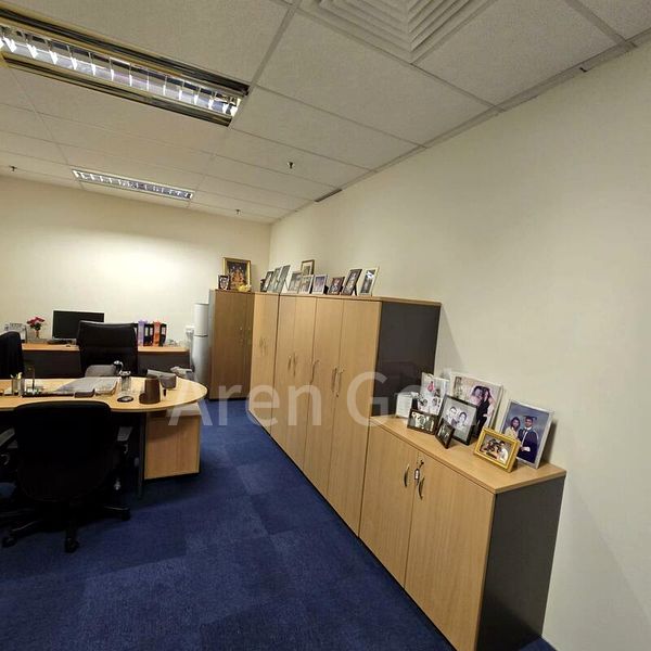 Office for Rent: Only 300m to Telok Ayer MRT! Inexpensive & Spacious Office Space! - Image 4