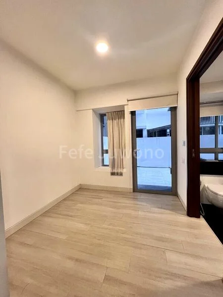 2 Bed Condo for Rent in  Alexis - Image 2