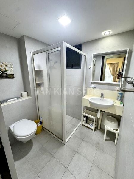 Common Room (HDB) for Rent in  1A Cantonment Road - Image 5