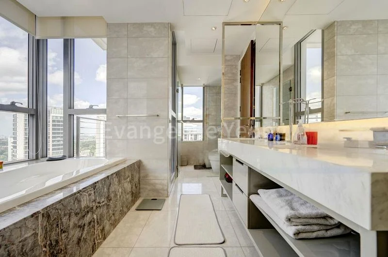3 Bed Condo for Sale in  The Tate Residences - Image 8