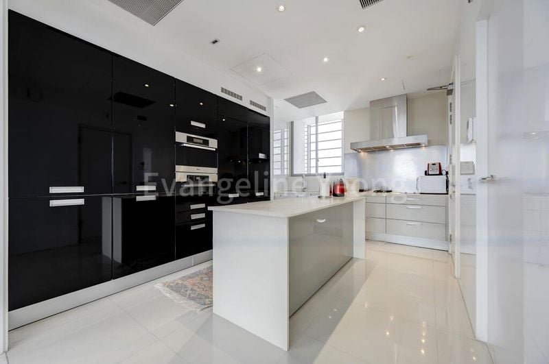 3 Bed Condo for Sale in  The Tate Residences - Image 5