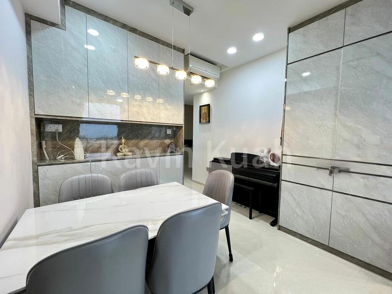 3 Bed Condo for Sale in  Whistler Grand - Image 3