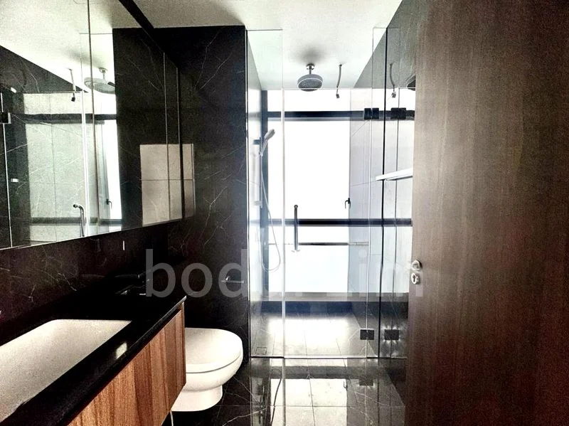 2 Bed Condo for Sale in  Phoenix Residences - Image 3