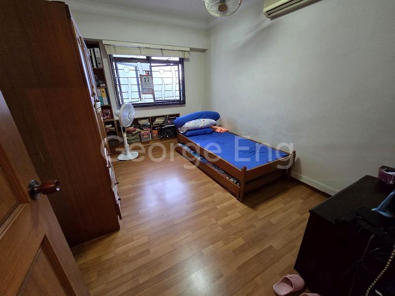 5 Room (5I) HDB for Sale in  121C Sengkang East Way - Image 5