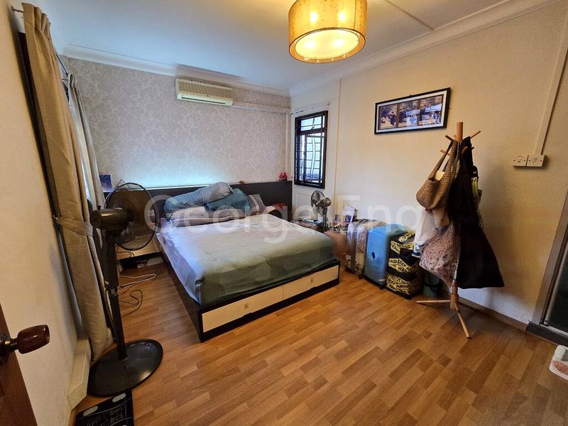 5 Room (5I) HDB for Sale in  121C Sengkang East Way - Image 6