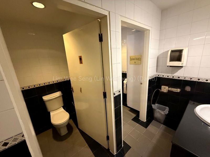 Office for Rent: Neil Road - Image 1