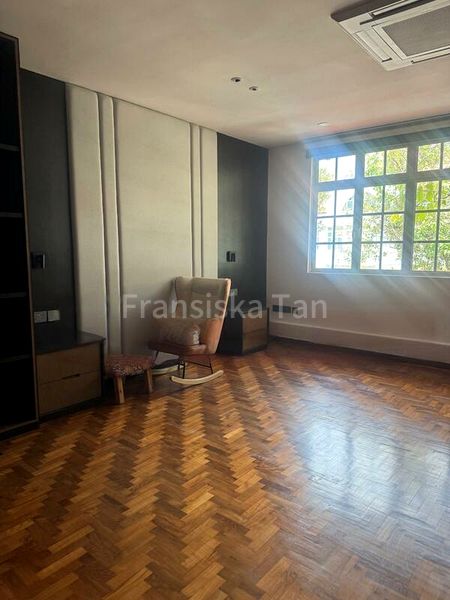 4+1 Bed Semi-Detached House (Landed) for Sale in  Chuan Garden - Image 8