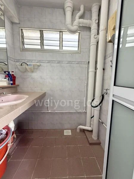 Common Room (HDB) for Rent in  64 Marine Drive - Image 7