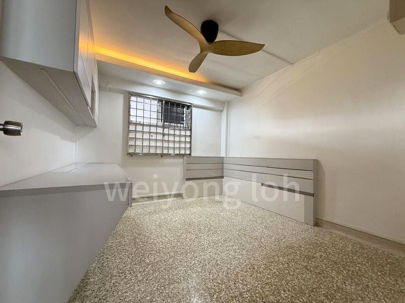 Common Room (HDB) for Rent in  64 Marine Drive - Image 2