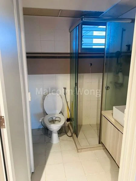 Common Room (HDB) for Rent in  50 Commonwealth Drive - Image 3