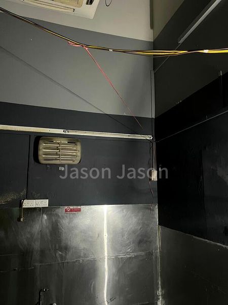 Shop / Shophouse for Rent: Alexandra Central - Image 4