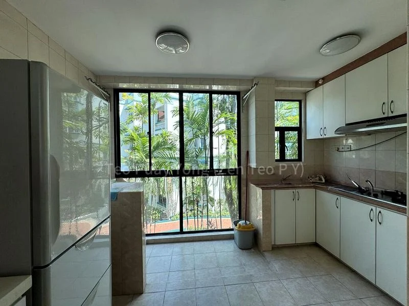 3 Bed Condo for Rent in  Mendon Spring - Image 6