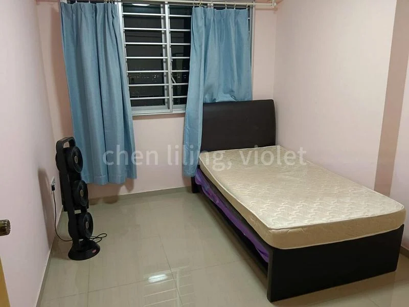 Room (HDB) for Rent in 185B Woodlands Street 13 - Image 6