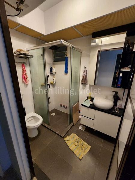 Room (HDB) for Rent in 185B Woodlands Street 13 - Image 3