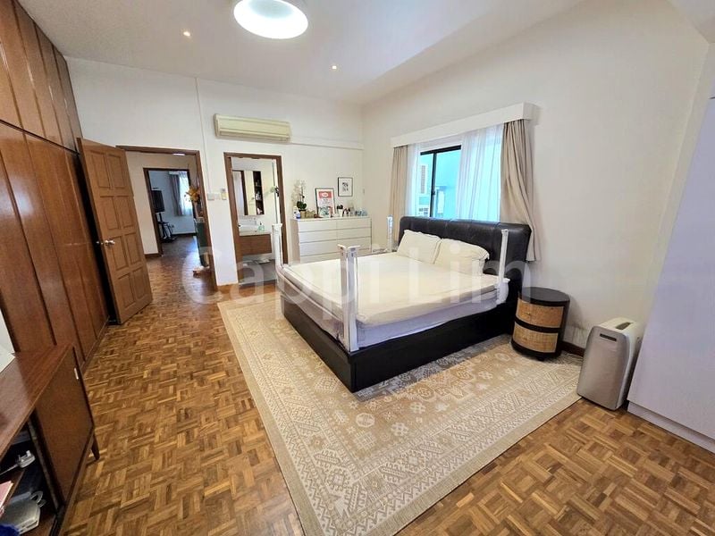 4 Bed Semi-Detached House (Landed) for Rent in  Grove Drive - Image 6