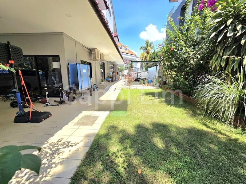 4 Bed Semi-Detached House (Landed) for Rent in  Grove Drive - Image 2