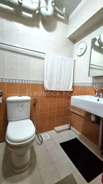 5 Room (5I) HDB for Sale in  176B Edgefield Plains - Image 7