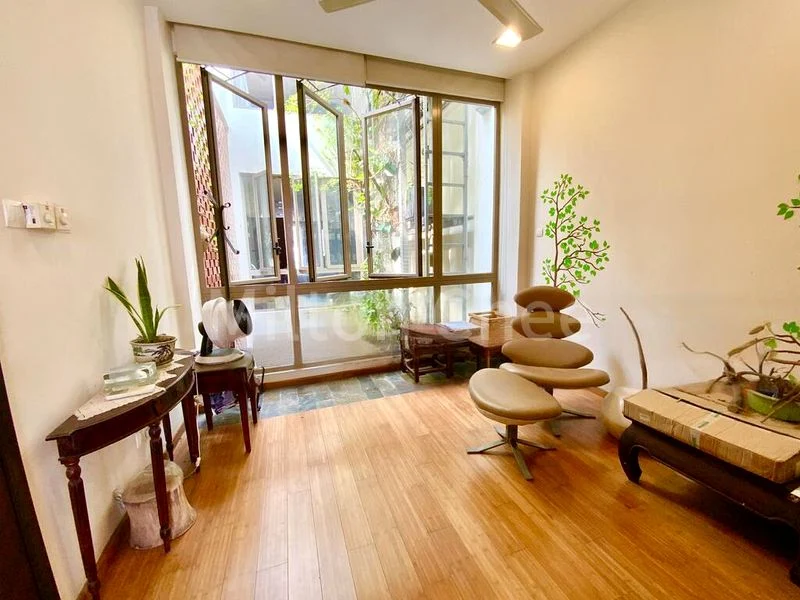 5 Bed Terraced House (Landed) for Sale in  Seletar Hills Estate - Image 10