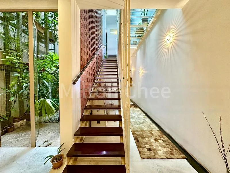 5 Bed Terraced House (Landed) for Sale in  Seletar Hills Estate - Image 15