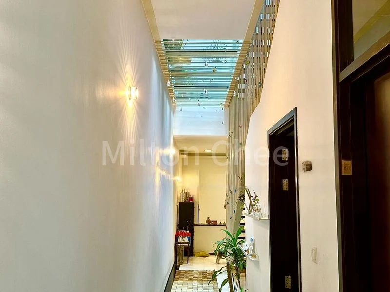 5 Bed Terraced House (Landed) for Sale in  Seletar Hills Estate - Image 5